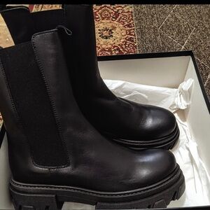 Black Chunky Leather Boots made in Italy by 8. New 10.5 US